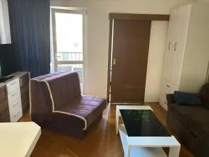 Stan u centruu - Bjeliši