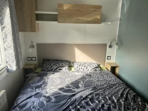 Maisons de vacances Bungalow confortable a Saint-Brevin-les-Pins avec piscine, 40 m² : photos des chambres