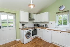 The Wells by Birch Stays