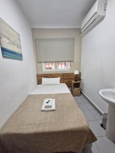 Single Room with Shared Bathroom room in Hostal Elkano