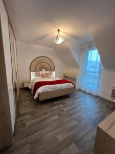 Garogwen by Madame est Servie