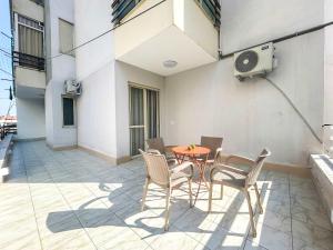 2 bedroom apartment 1142