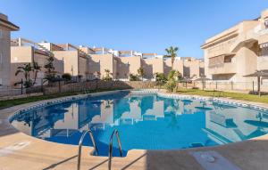2 Bedroom Gorgeous Apartment In Águilas