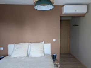 LA VILLA DU PETIT PORT - Appartements & chambres : photos des chambres