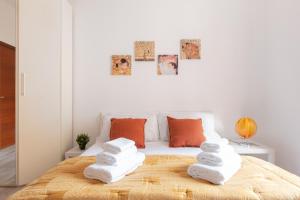 8 min to center - 400mt to MetroA, 4-6 pax, 2 bathrooms