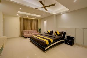 Amrit Villa Hotel and Banquet Medanta Hospital Medicity