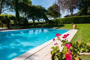 Maisons de vacances Luxury gite in Chateau Hostens-Picant vineyard : photos des chambres