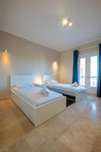 2BR New Marina Bliss • Cozy Centered Stay