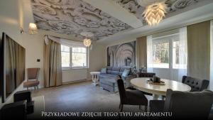 Premium Plus Apartment with living room, bedroom and balcony room in Norweska Dolina Luxury Resort