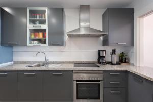 Deluxe 2-Bedroom with Breathtaking Views