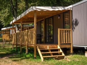 Campings Flower Camping de Rouffiac : photos des chambres