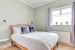 The Pontcanna Sapphire 2-Bed Haven