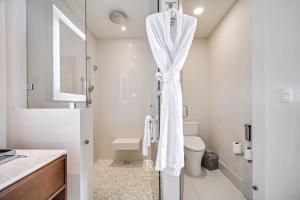 Three Bdr Ocean Front Lockoff - Villa La Valencia