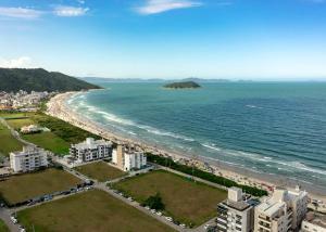 Viva momentos únicos na melhor localização da Praia de Palmas