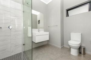 Easy Stay -The Monroe