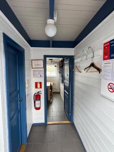 Cozy Oceanfront Escape