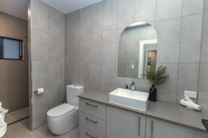 The Olive Abode - Atherton