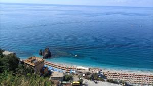 Sea view apartment VIVIANA