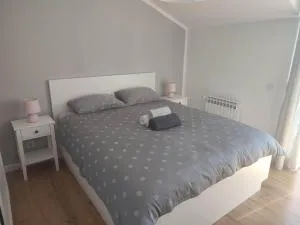 Mare Blue - 皮罗瓦茨