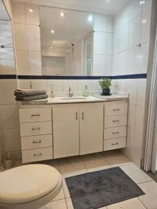 Espaço Aconchegante no Centro da Cidade - 皮拉西卡巴