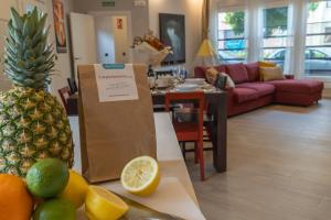 Portal de Francia by Clabao