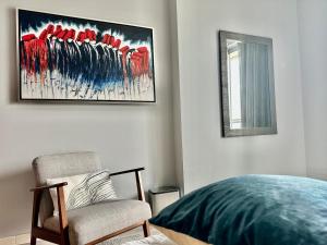 Dubai I Burj Residence Retreat I Piano & Workstation