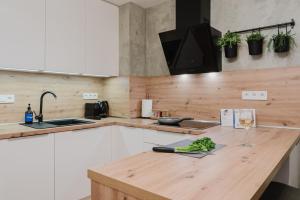 Prague Days - One-bedroom Apartment with Work Space and Easy City Access