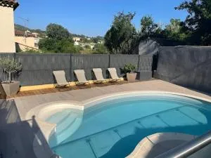 Beautiful family house with garden and pool in a quiet area - Allauch