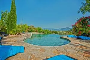 Charmante Maison de Vacances à Olmeto avec Piscine - Кампоморо