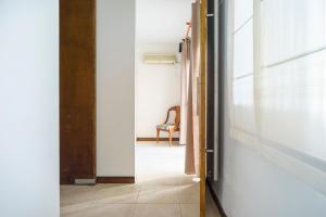 Complejo Espejo a pasos de Peatonal Sarmiento y Av San Martin