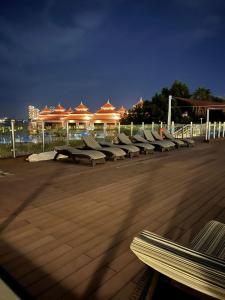 Luxurious Home by the beach in the Palm Jumeirah