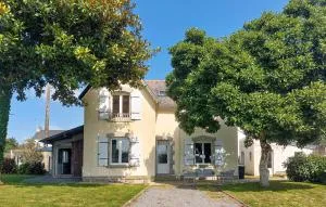 3 Bedroom Beautiful Home In Pont-Aven - 阿旺桥