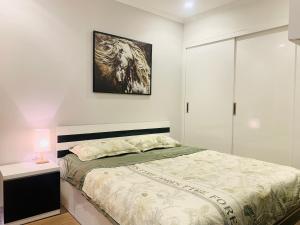 Nice Apartment in Park Hill-Times City, cozy 2br