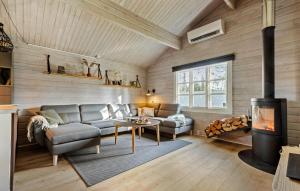 3 Bedroom Stunning Home In Glesborg