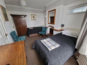 Avon Manor Guest House