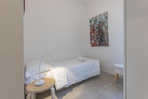 GuestHost - Central Charm - 200m from Bologna Station