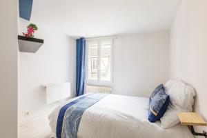 Appartements Maison Hyper Centre Rouen - Patio - TV 4K - WIFI-Fibre - 4 chambres - Machine a laver - Seche linge - Lave Vaisselle - Confort - Spacieux : photos des chambres