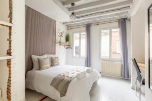 Maison Hyper Centre Rouen - Patio - TV 4K - WIFI-Fibre - 4 chambres - Machine à laver - Sèche linge - Lave Vaisselle - Confort - Spacieux