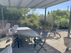 Maisons de vacances Villa T5 avec Piscine Privee, Proche Riviere, Wifi - FR-1-382-218 : photos des chambres