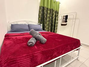Aika Homestay Ladang Tanjung Kuala Terengganu with Swimming Pool