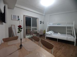 Condo Unit at Amani Grand Resort Residences, 3-5 minutes from the Airport