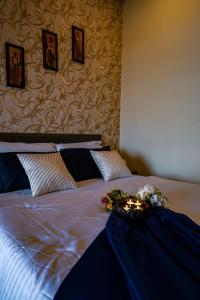 Lifeline Villas - Miracle Luxurious 3bhk Valley Edge Infinity Pool Villa