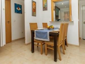 Apartment Jardines del Mar I-1 by Interhome