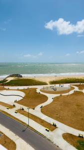 Apartamento de 2 quartos com vista mar
