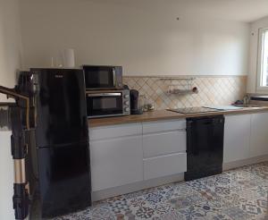 Appartements L-Harmonie a 2 pas de la plage - 2 chambres - Terrasse : photos des chambres