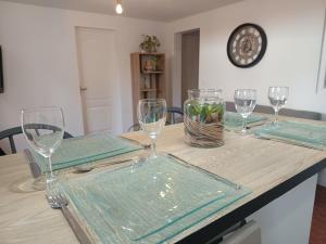 Appartements L-Harmonie a 2 pas de la plage - 2 chambres - Terrasse : photos des chambres