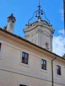 Home Piazza DellOrologio