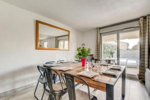 Villas Villa St Simon - 11 couchages, piscine, parking, parfait entre famille, amis ou pros : photos des chambres