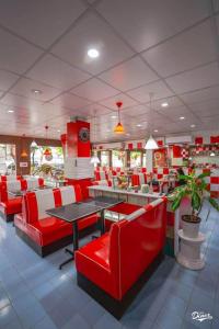 ONEWAY Guest House BKK