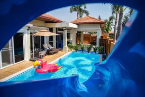 King Family Massarossa Pool Villa Pattaya VIP - 4hvězdičkové hotely ve městě Pattaya Central
